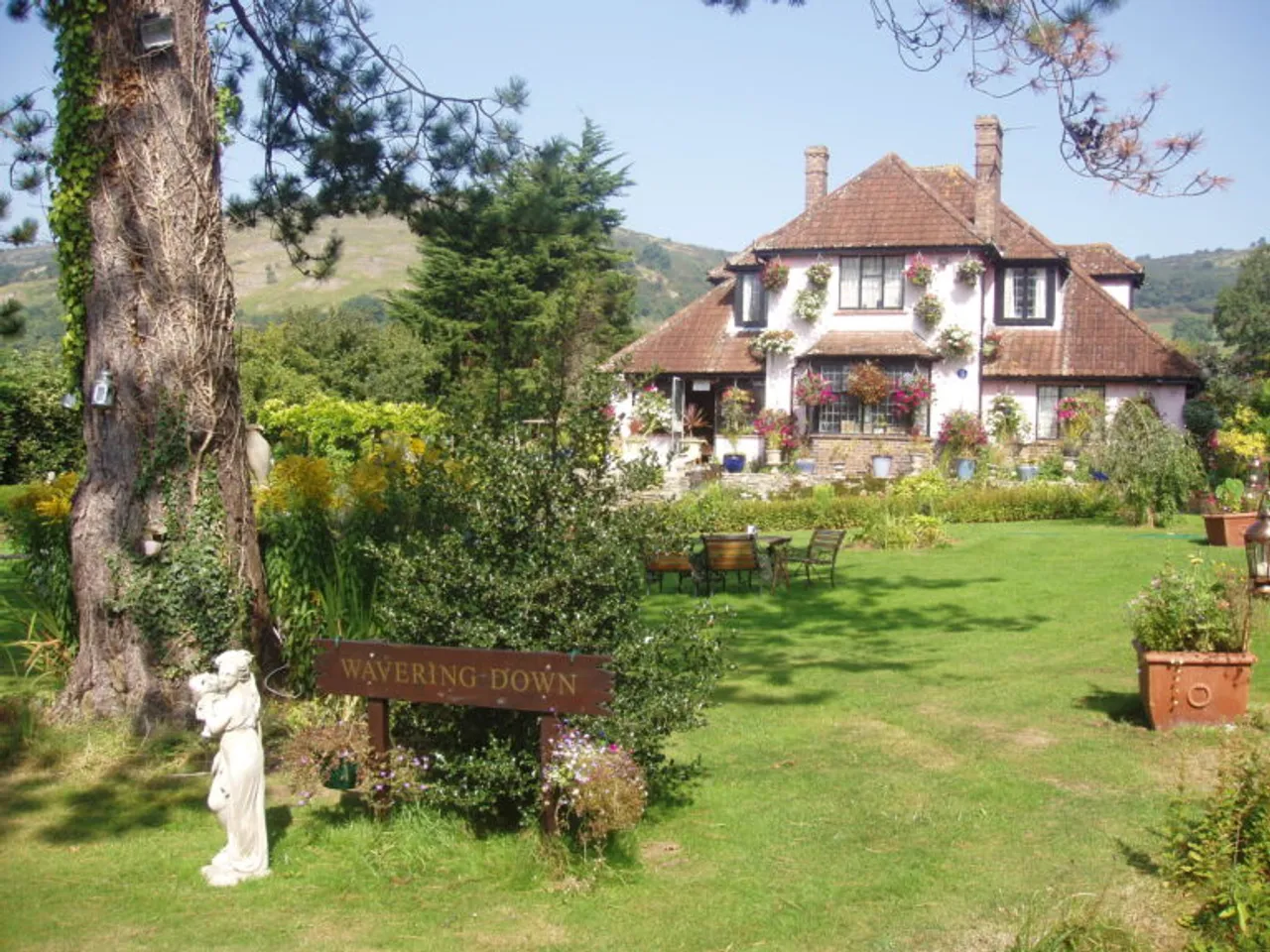 Wavering Down and gardens